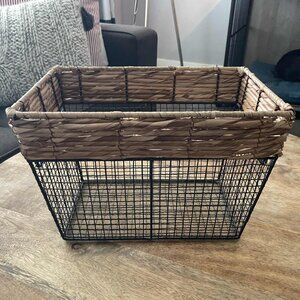 NWOT Rustic Metal Wire & Seagrass Basket w/ Handles
